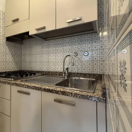 Two-room Flat Close To The And The Center Apartman *