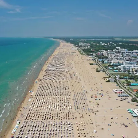 Two-room Flat Close To The And The Center Bibione